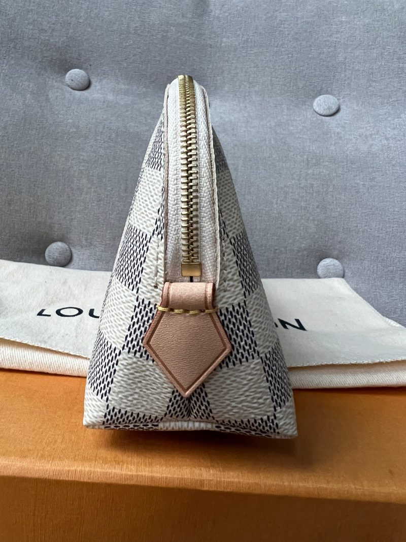 Louis Vuitton Cosmetic Pouch Monogram Vernis Leather Cherry - Image 5