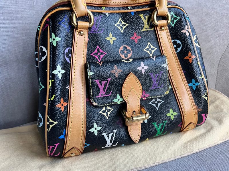 Louis Vuitton Black Monogram Shine Shawl - Image 5
