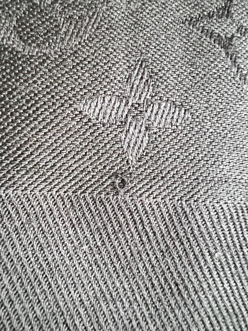 Louis Vuitton Black Monogram Shine Shawl - Image 6