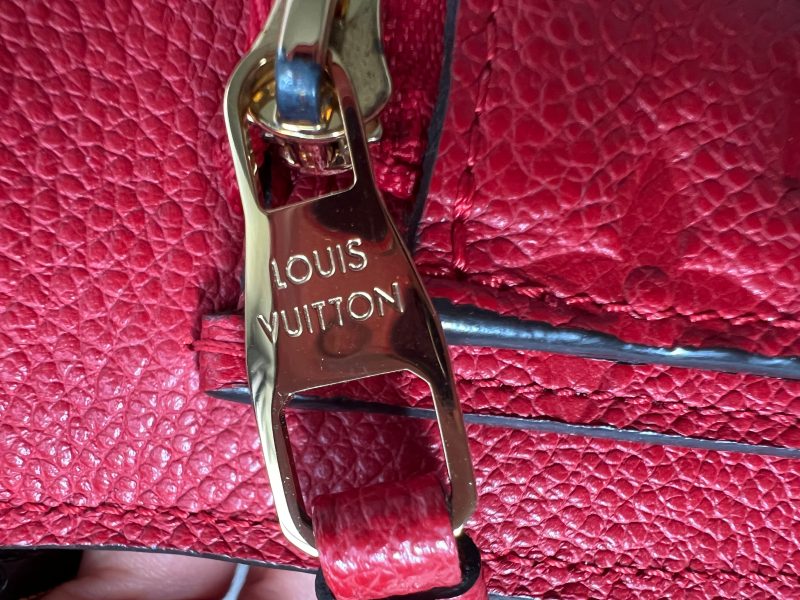 Louis Vuitton Compact Discovery - Image 17