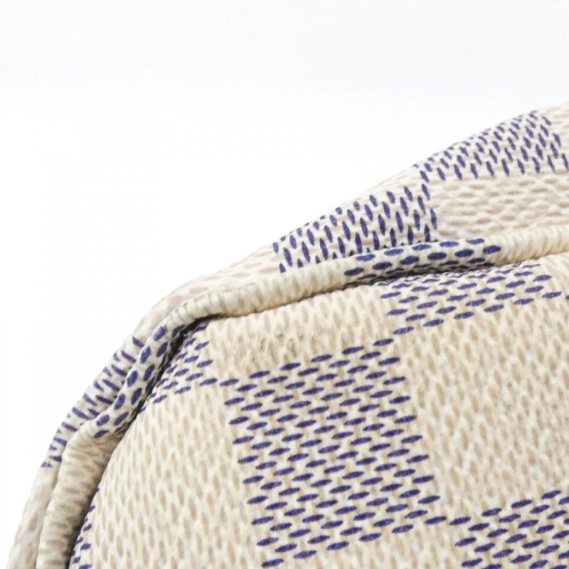 Louis Vuitton Damier Azur Newark MM Bag - Image 2