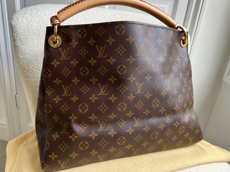 Louis Vuitton Artsy MM Monogram - Image 14