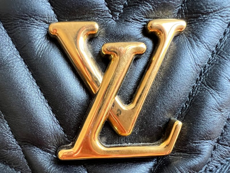 Louis Vuitton Black New Wave Camera Bag - Image 5