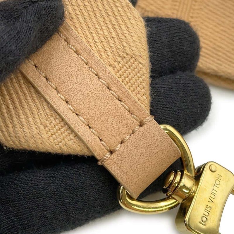 Louis Vuitton Cosmetic Pouch PM Monogram Canvas - Image 11