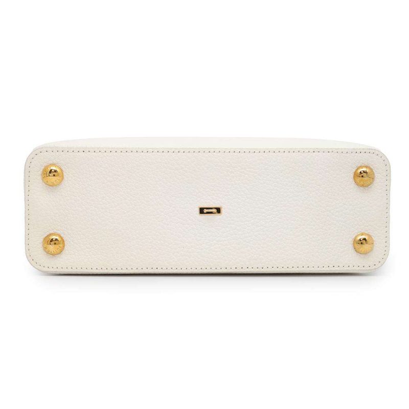 LOUIS VUITTON Capucines Wallet Black Taurillon - Image 3