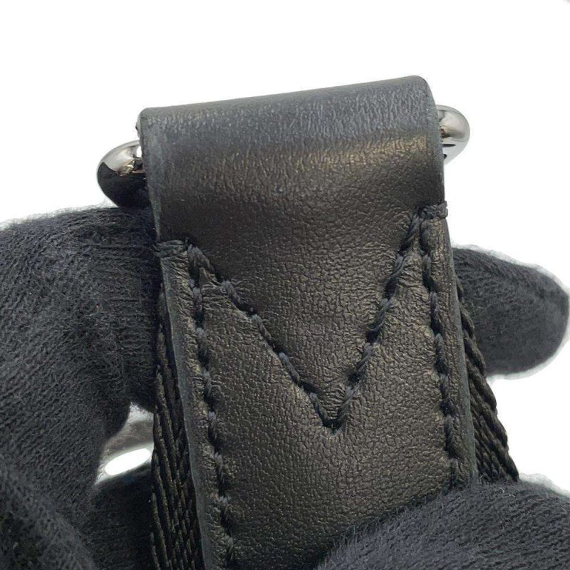 LOUIS VUITTON City・Pochette Blue/Red M68761 Monogram Denim Leather - Image 10