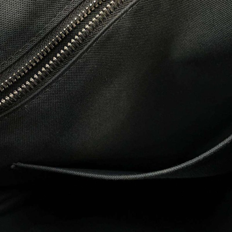 LOUIS VUITTON Christopher Red/Noir M53414 Epi Leather Supreme Size PM - Image 7