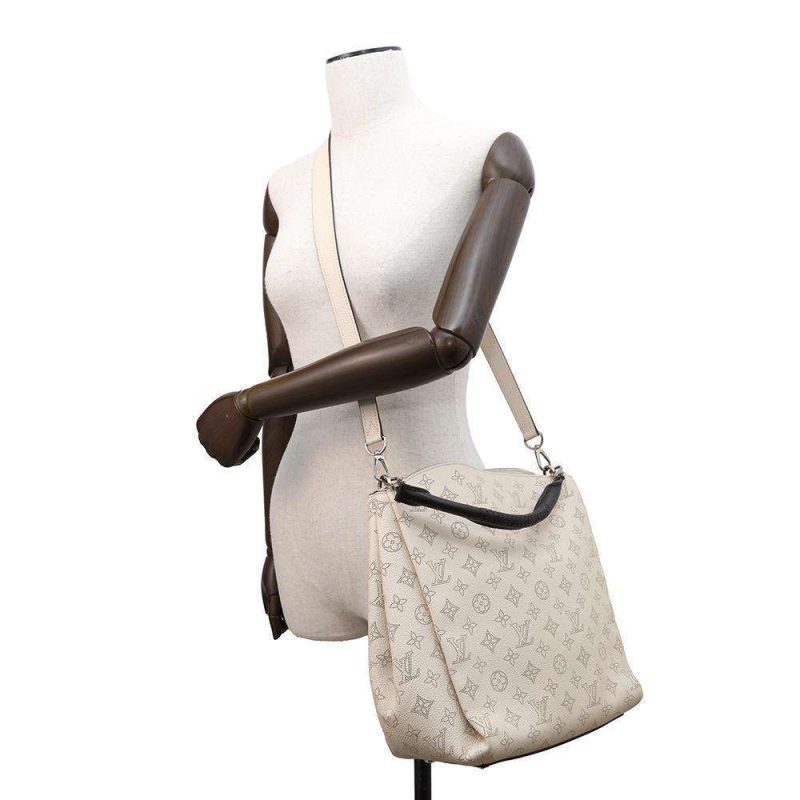 Louis Vuitton Babylone Monogram Canvas - Image 5