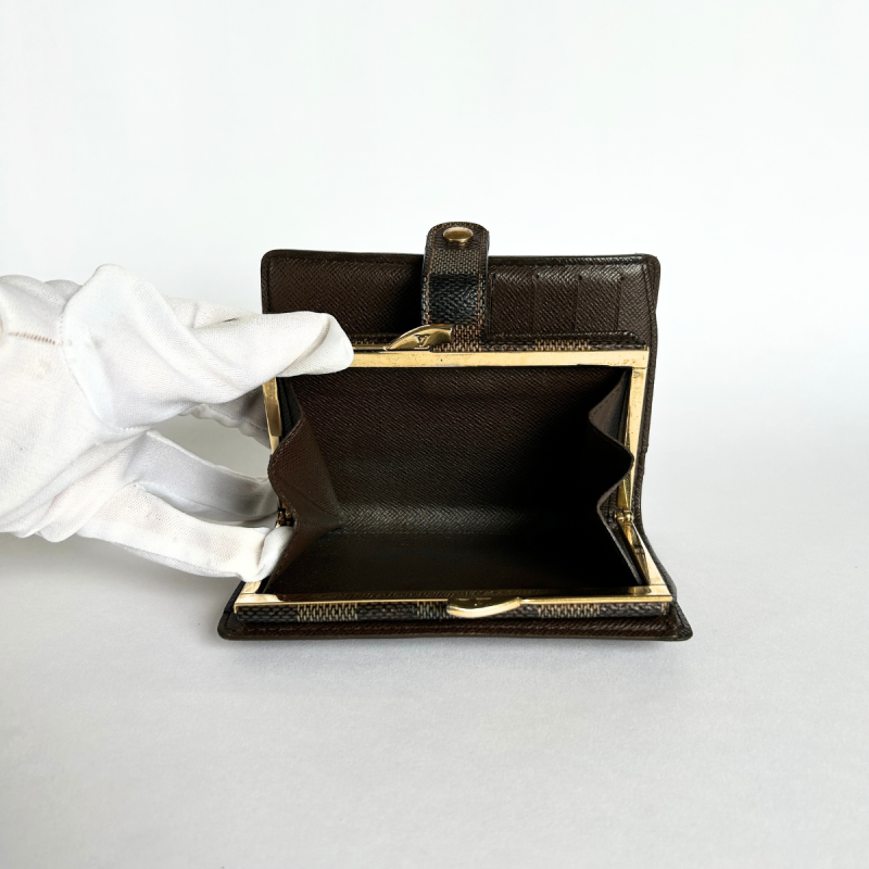 Louis Vuitton Circle Bumbag Black Epi - Image 6