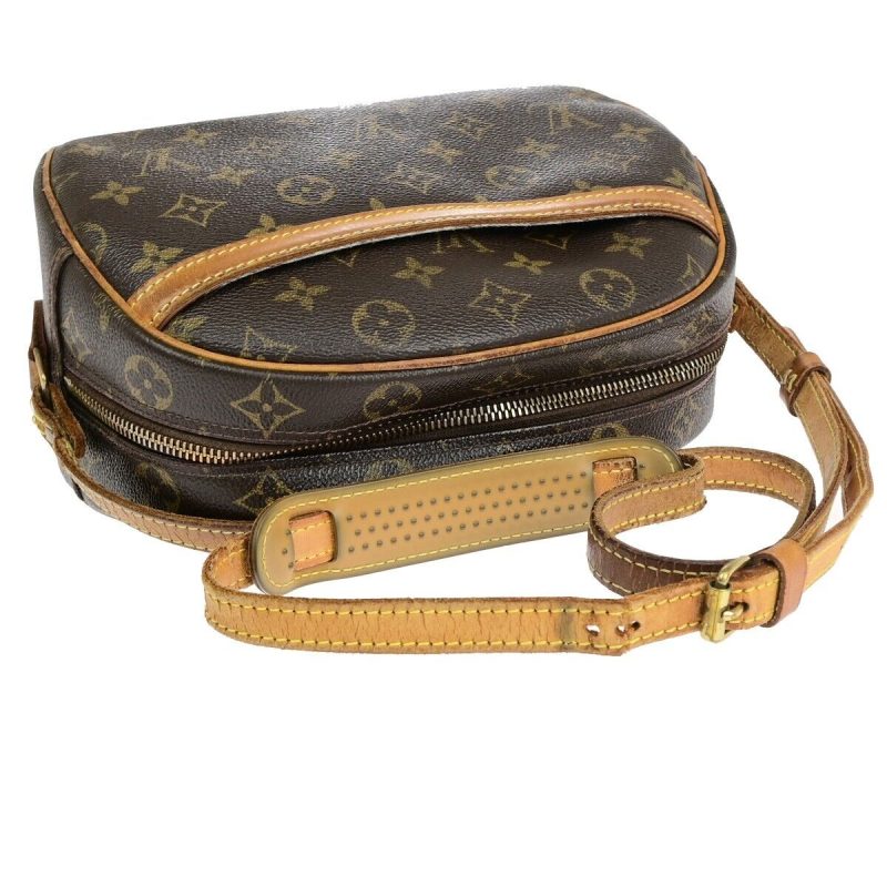 Louis Vuitton BloisCanvas Shoulder Bag () - Image 5