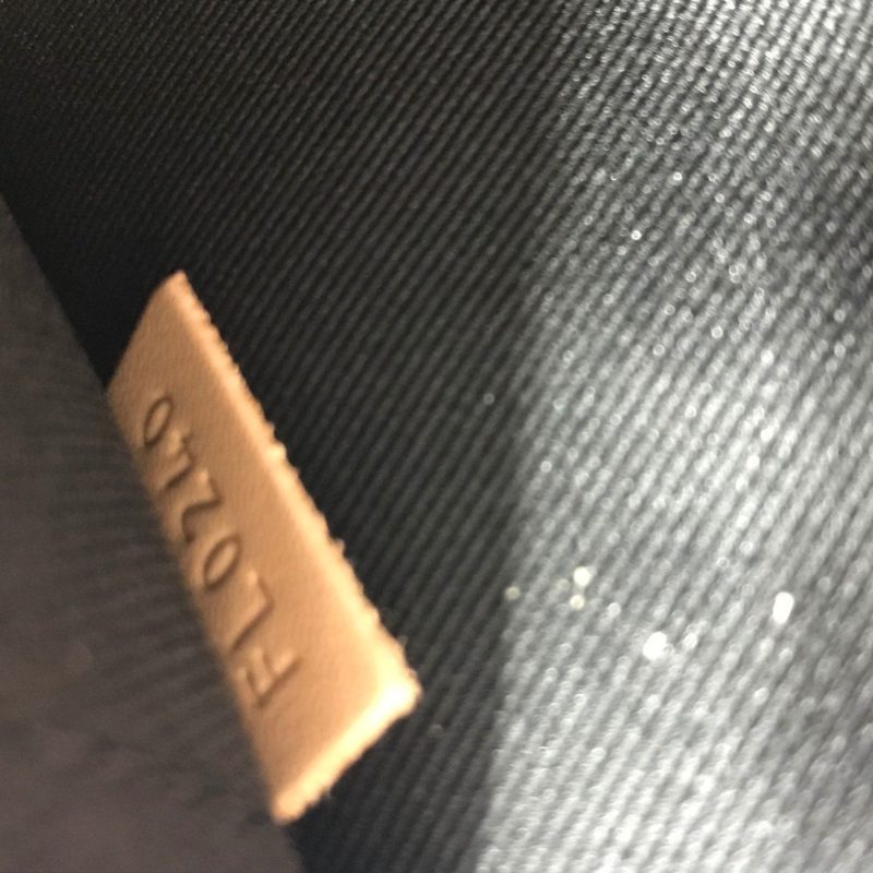 Louis Vuitton Carry it - Image 12