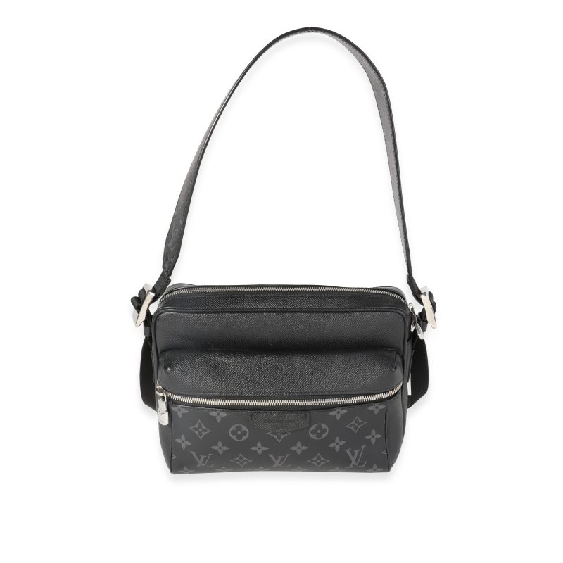 Louis Vuitton Black Taurillon Capucines PM