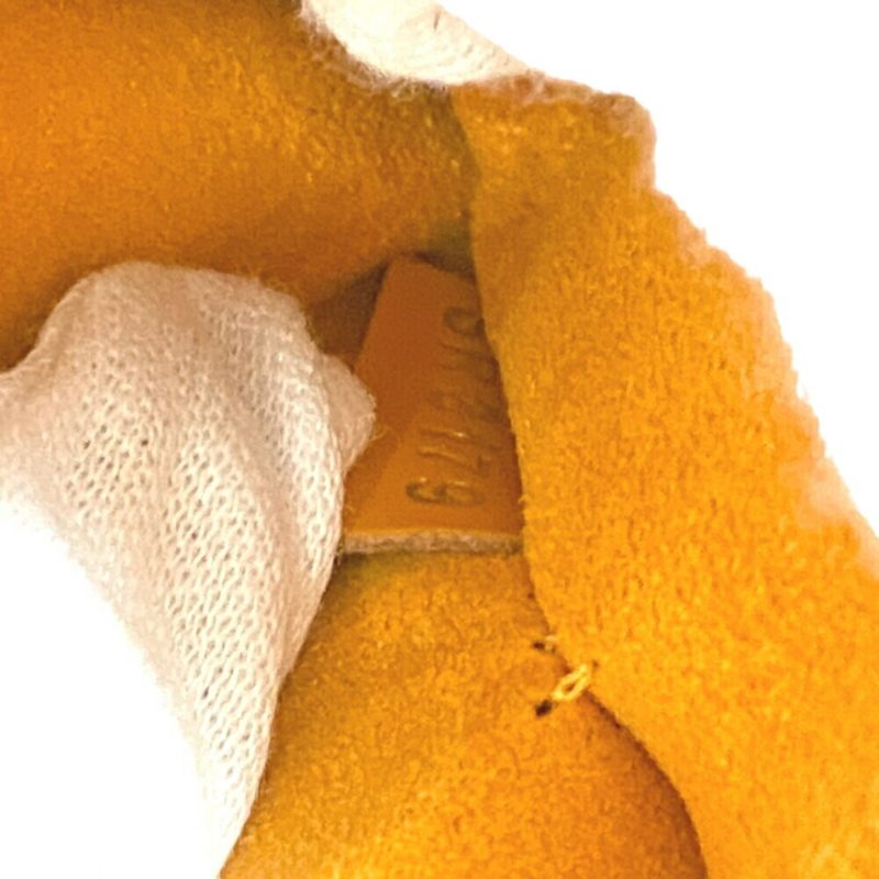 Louis Vuitton - Image 11