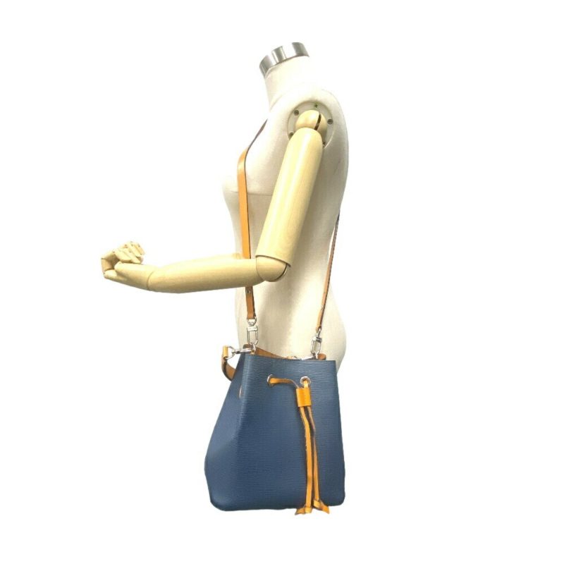 Louis Vuitton - Image 13