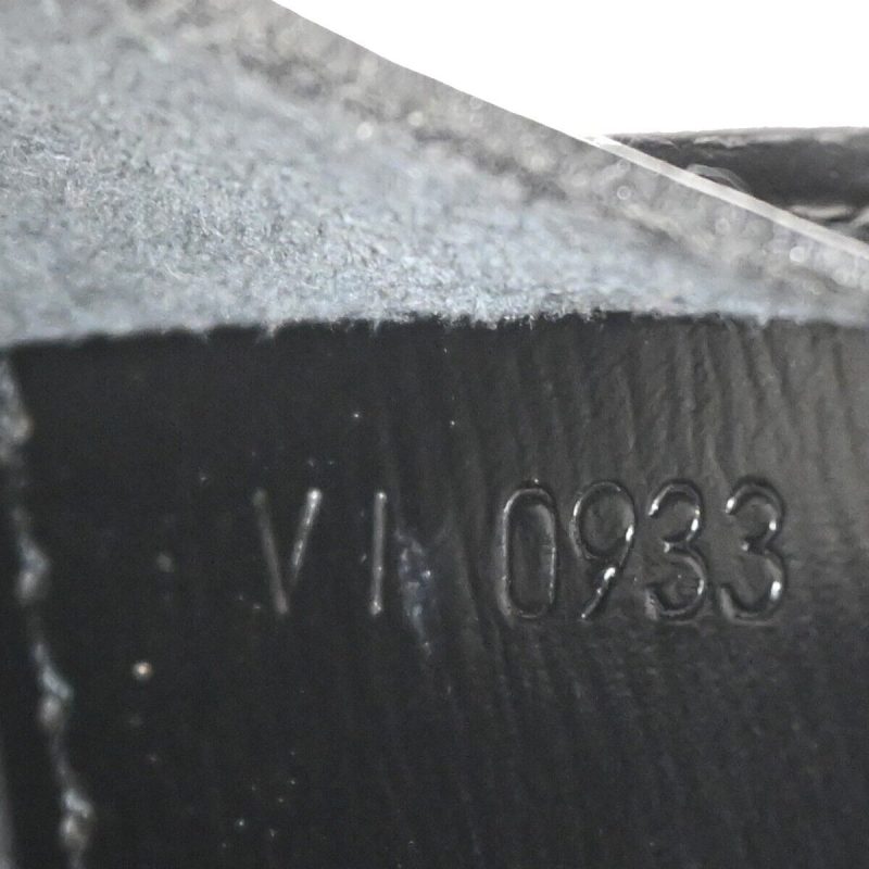 Louis Vuitton ClunyLeather Shoulder Bag () - Image 6
