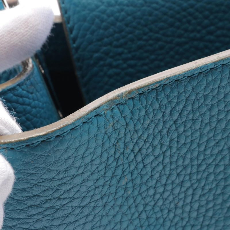 Louis Vuitton Capucines - Image 5