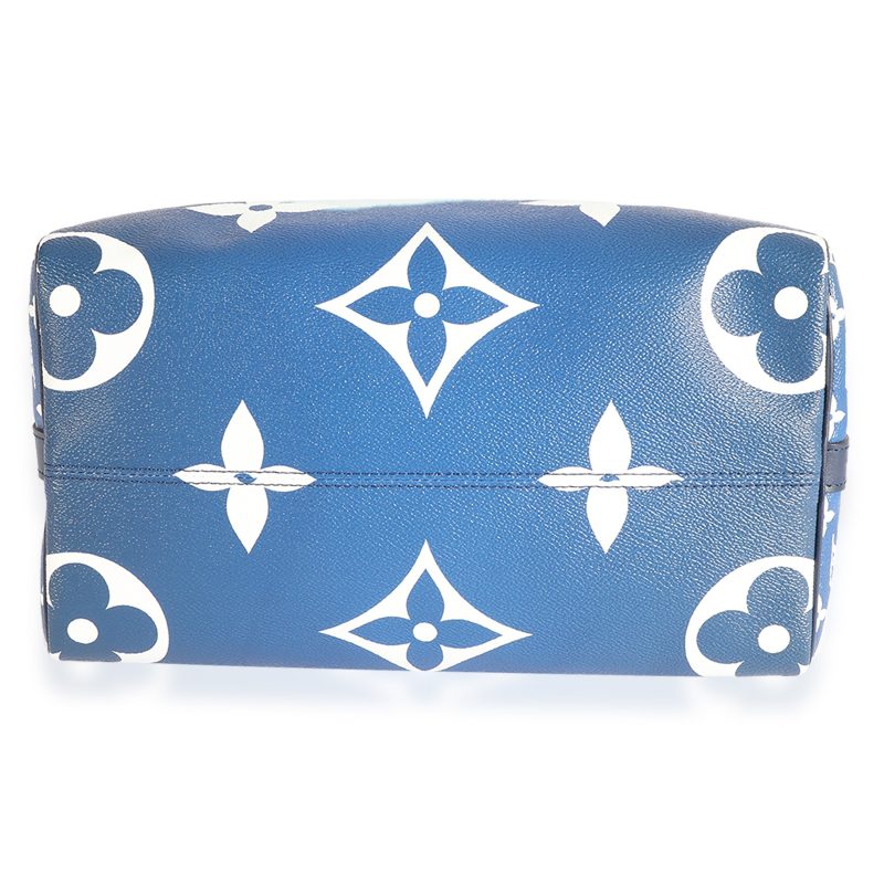Louis Vuitton Blue Marine Cluny MM Bag - Image 5