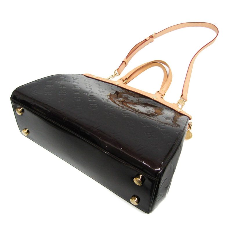 Louis Vuitton Blanc Corail Monogram Vernis Brea MM Bag - Image 2