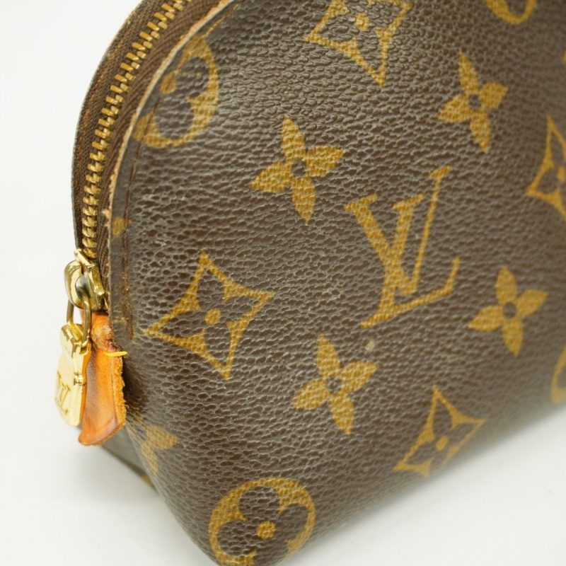 Louis Vuitton Cosmetic Pouch - Image 5