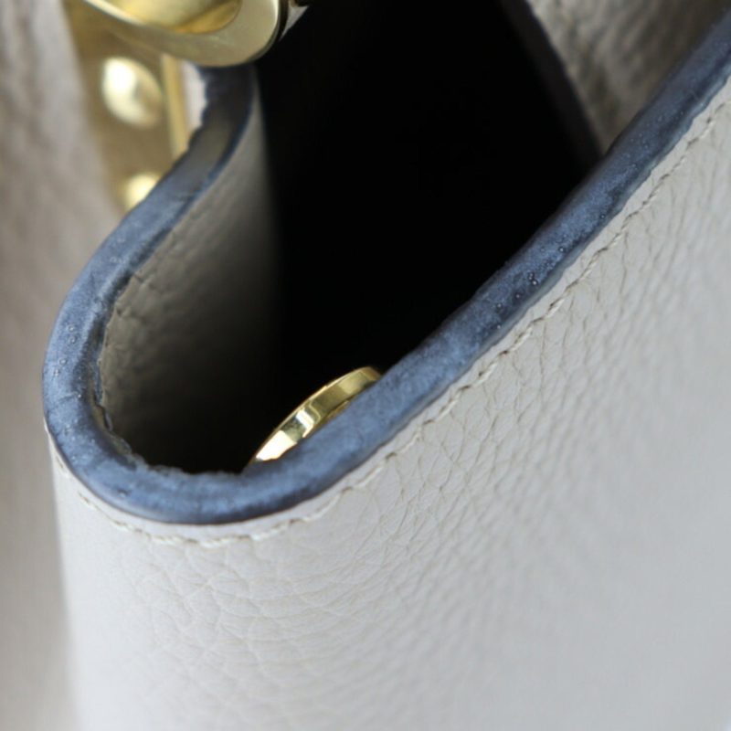 Louis Vuitton Capucines - Image 8
