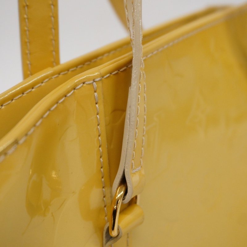 Louis Vuitton AvalonCanvas Shoulder Bag () - Image 13
