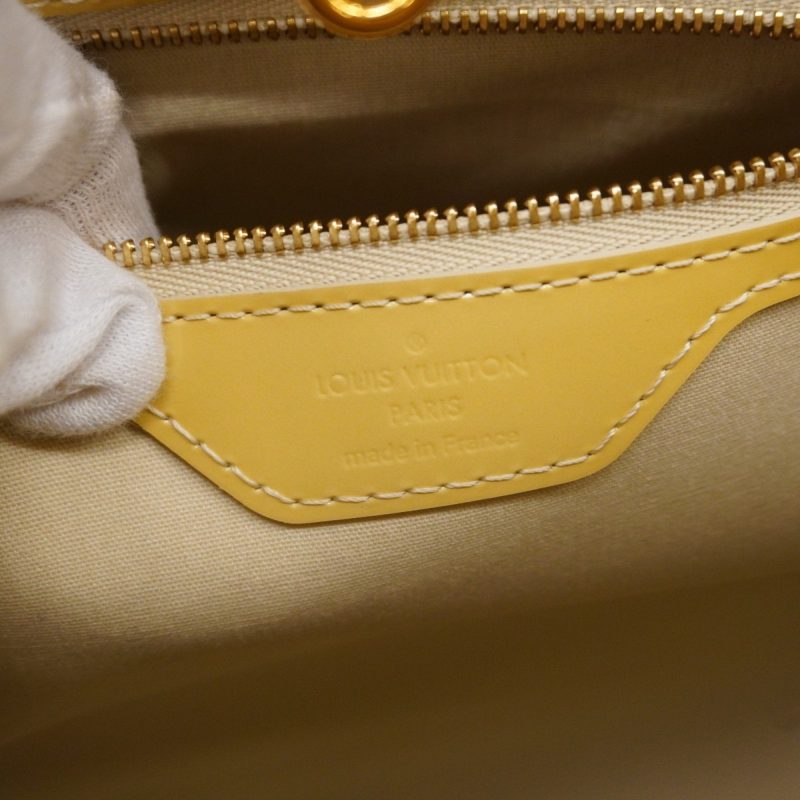 Louis Vuitton AvalonCanvas Shoulder Bag () - Image 16