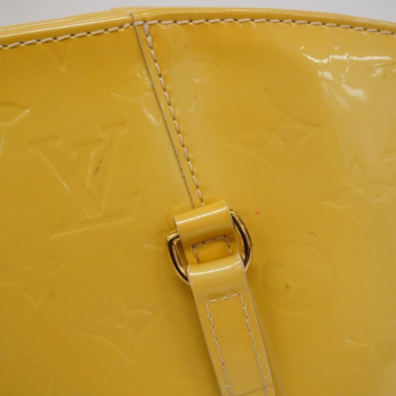 Louis Vuitton AvalonCanvas Shoulder Bag () - Image 8