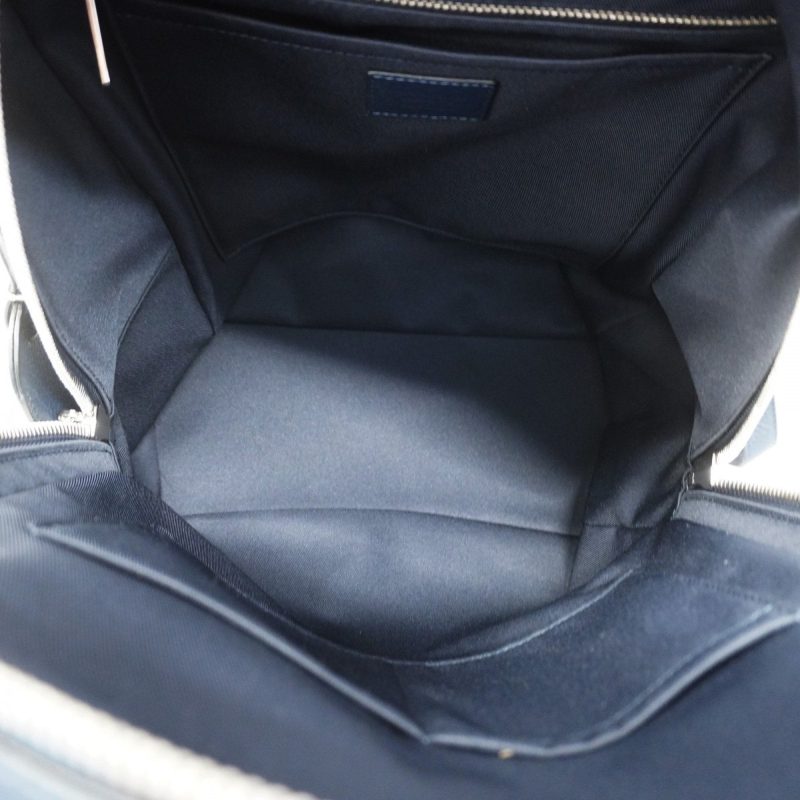 Louis Vuitton Christopher Messenger Bag - Image 6