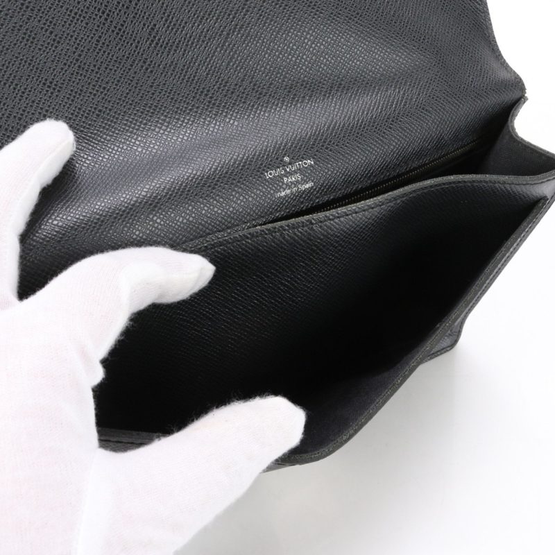 Louis Vuitton Belem MM - Image 12