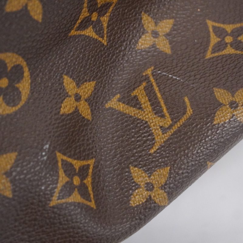 Louis Vuitton Batignolles VerticalCanvas Shoulder Bag () - Image 13