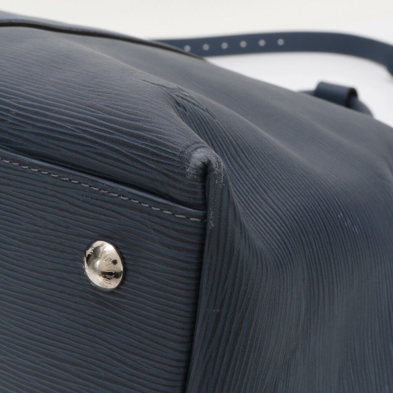 Louis Vuitton BostonCanvas Travel Bag () - Image 8