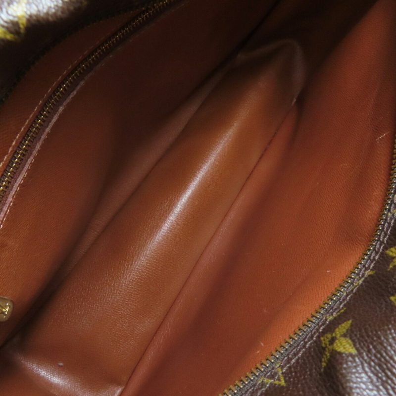 Louis Vuitton - Image 8