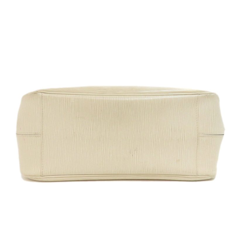 Louis Vuitton - Image 5