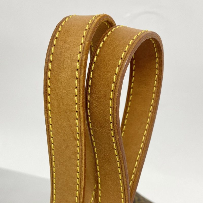 Louis Vuitton CitéCanvas Shoulder Bag () - Image 4