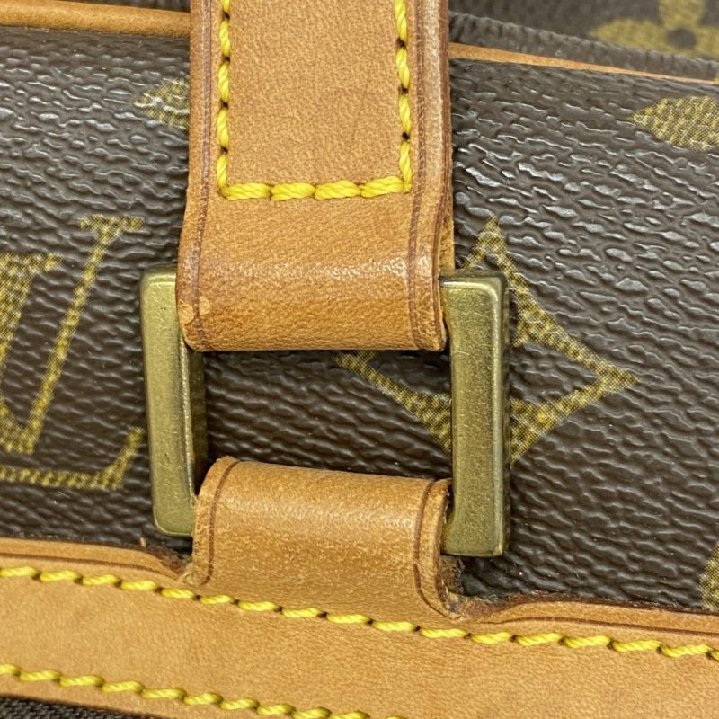 Louis Vuitton CitéCanvas Shoulder Bag () - Image 9