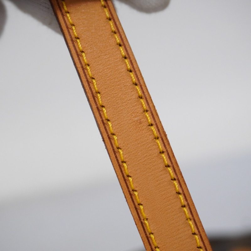 Louis Vuitton Bucket PM - Image 19