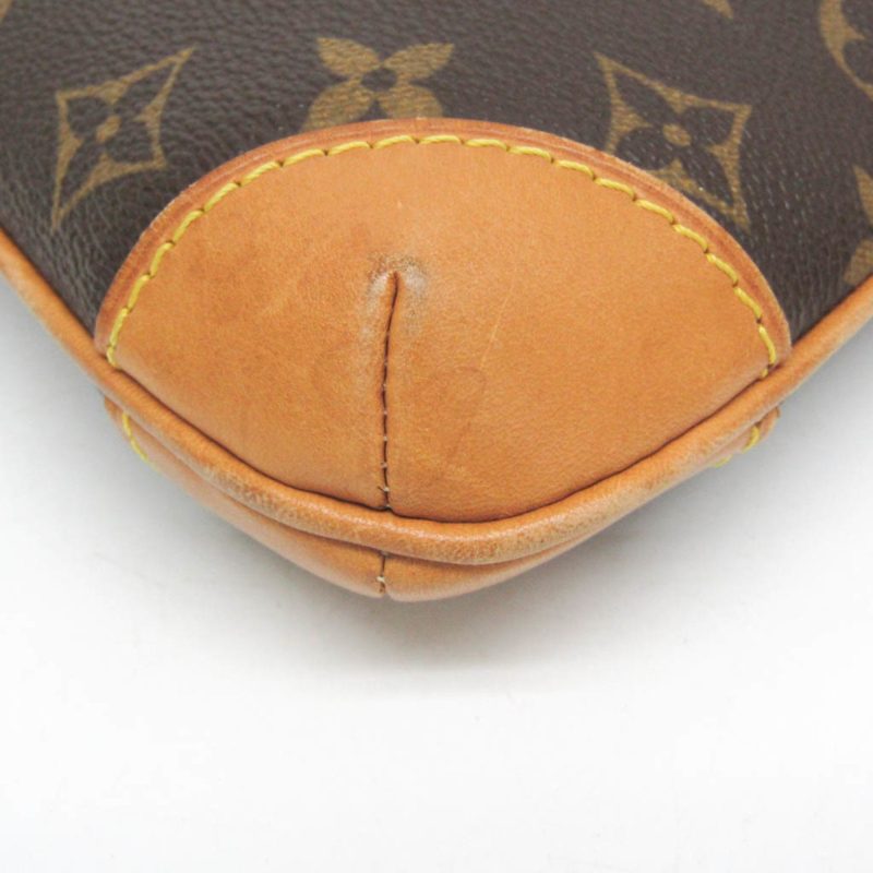 Louis Vuitton Coussin BB Bag - Image 5