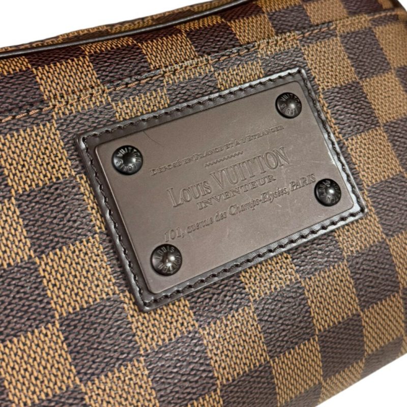 Louis Vuitton Brea Two-Way Burgundy Patent Leather Monogram Handbag Medium - Image 7