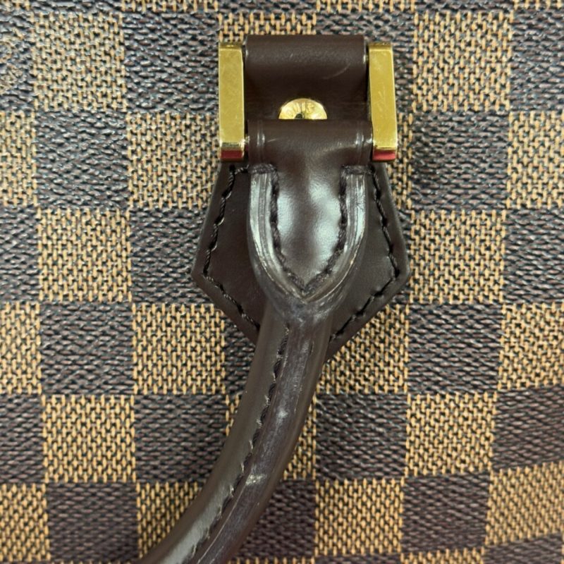 Louis Vuitton Alma - Image 10