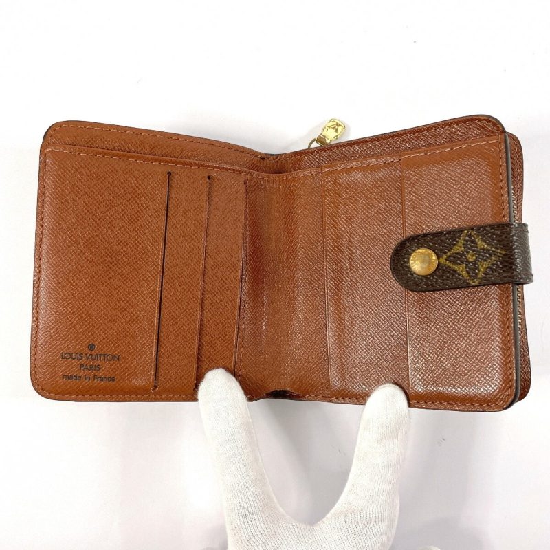 Louis Vuitton Compact zip - Image 8