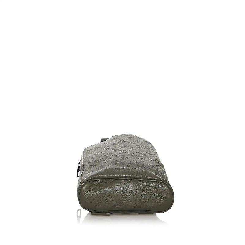 Louis Vuitton Chalk Sling Bag Green Monogram Leather - Image 5