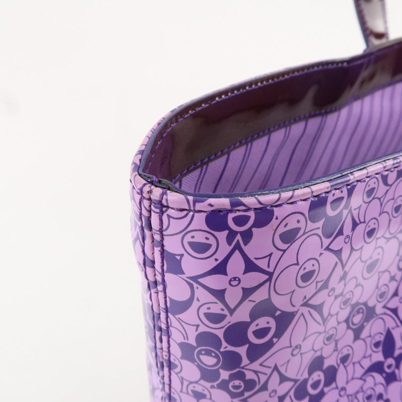 LOUIS VUITTON Beach Towel - Image 18