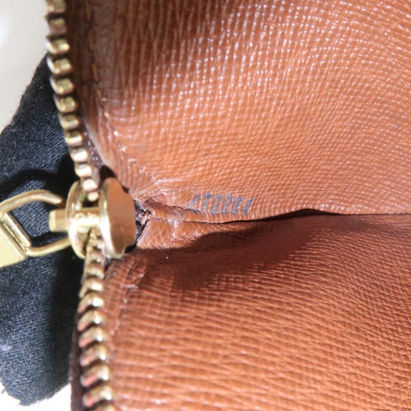 Backpack Designer By Louis Vuitton, Size: Small - Image 18