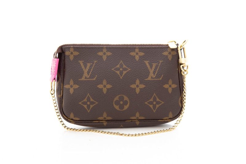 Louis Vuitton Brown Canvas Monogram Artsy Handbag - Image 3
