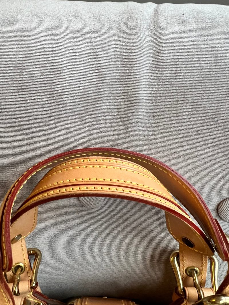 Louis Vuitton Black Neo Vivienne NM Crossbody Bag - Image 17