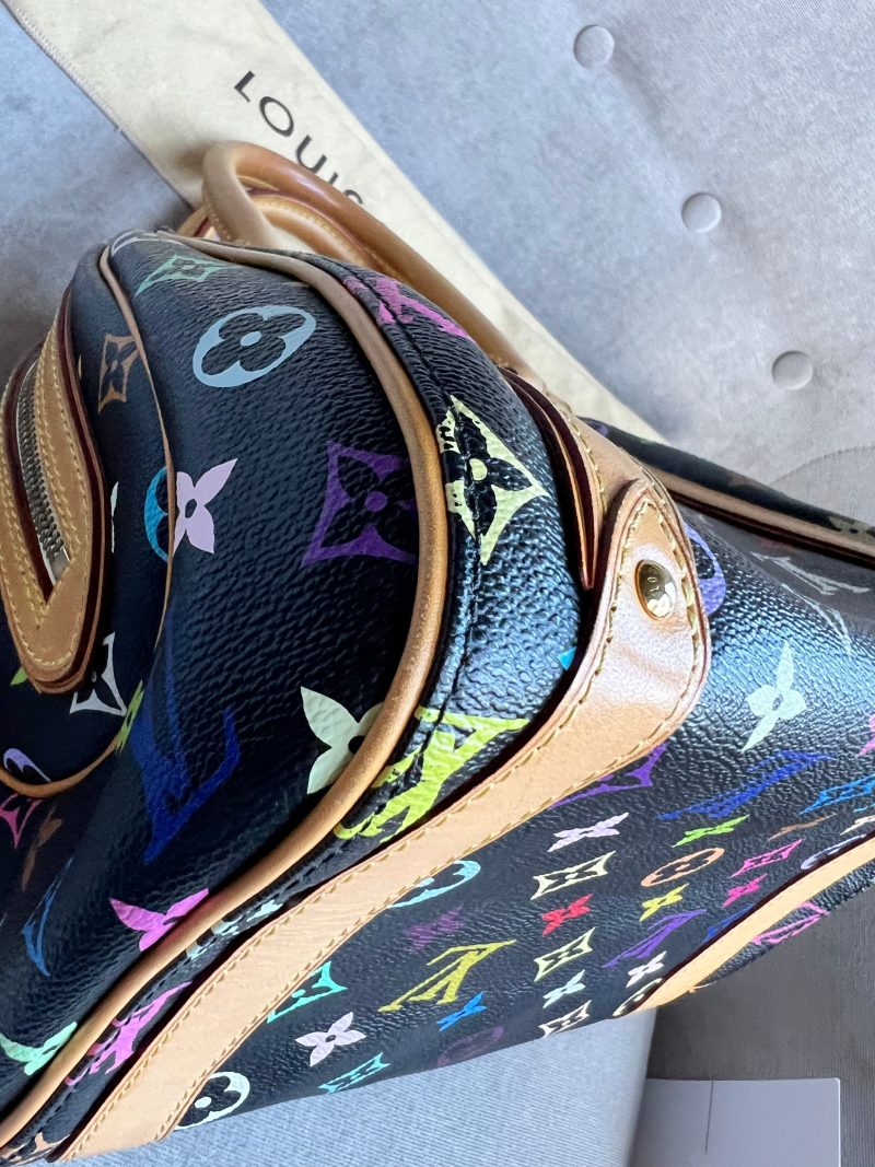 Louis Vuitton Black Monogram Shine Shawl - Image 27