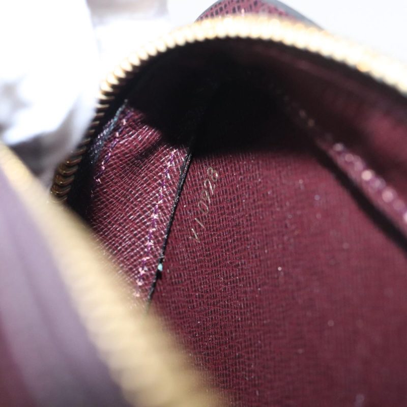 Louis Vuitton BaikalLeather Clutch Bag () - Image 14
