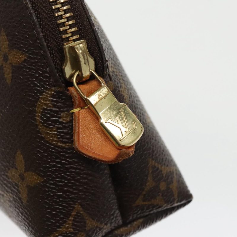 Louis Vuitton Cosmetic Pouch - Image 7