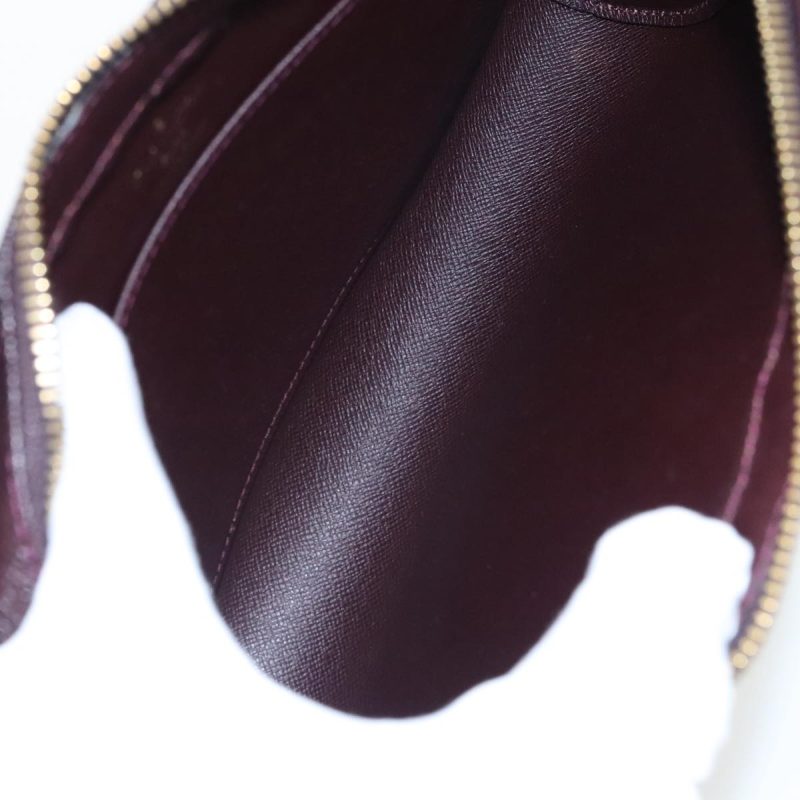 Louis Vuitton BaikalLeather Clutch Bag () - Image 13