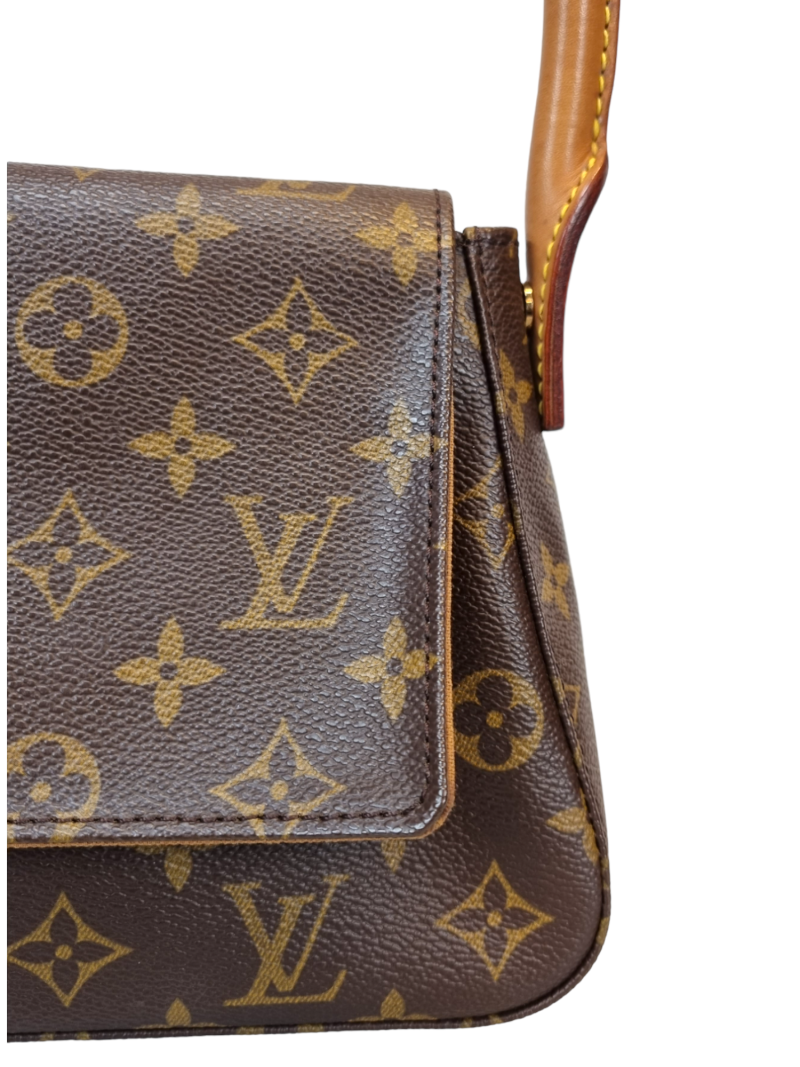 Louis Vuitton Mini Looping Monogram - Image 3